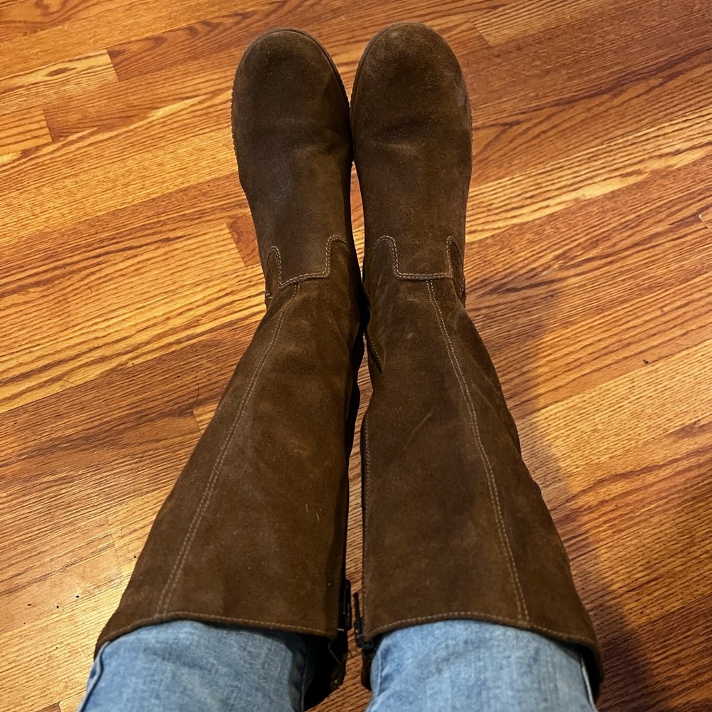 Italian made suede brown boots
